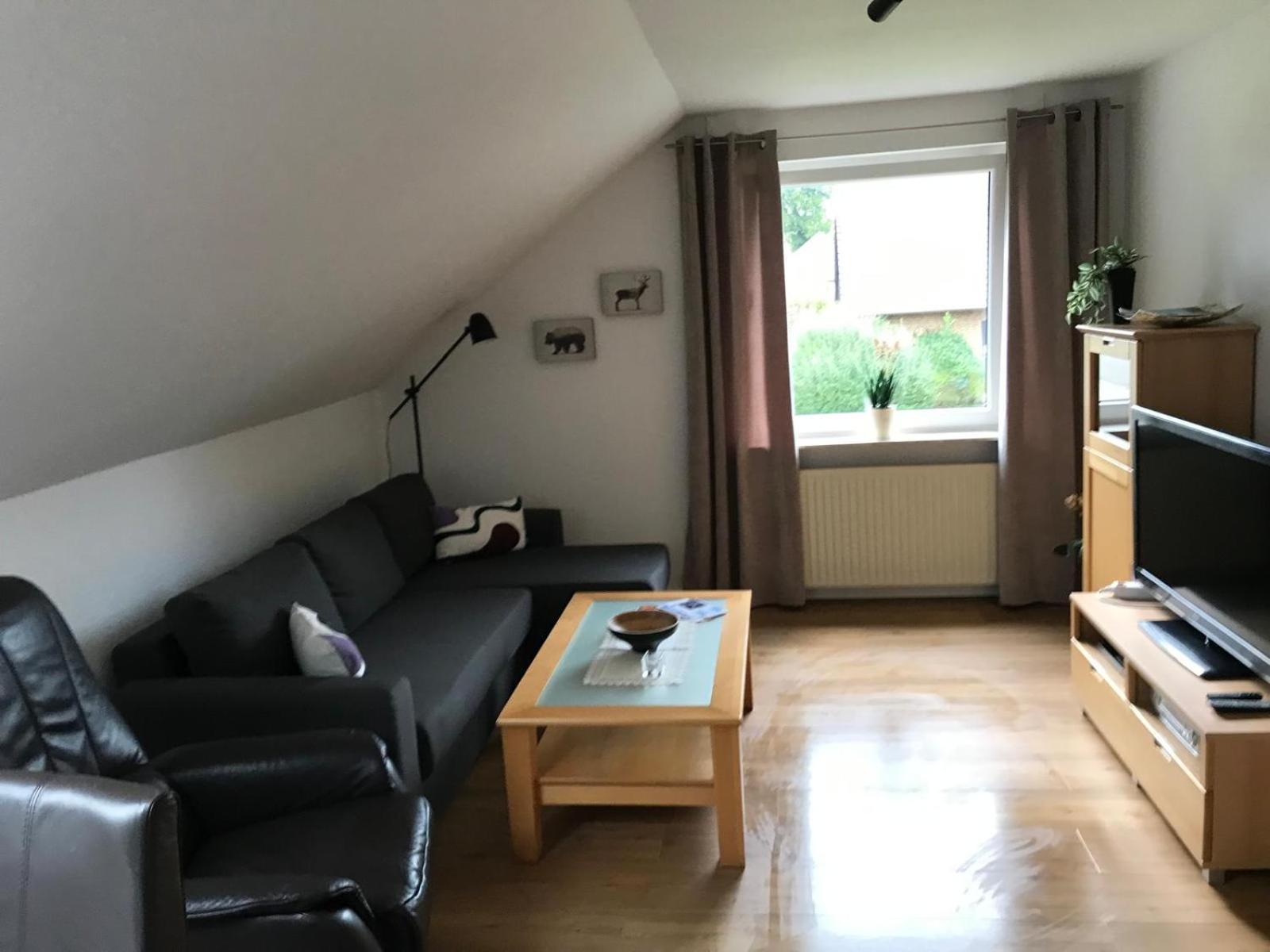 Fewo Am Aper Tief Mind 2 Naechte Apen Exterior foto